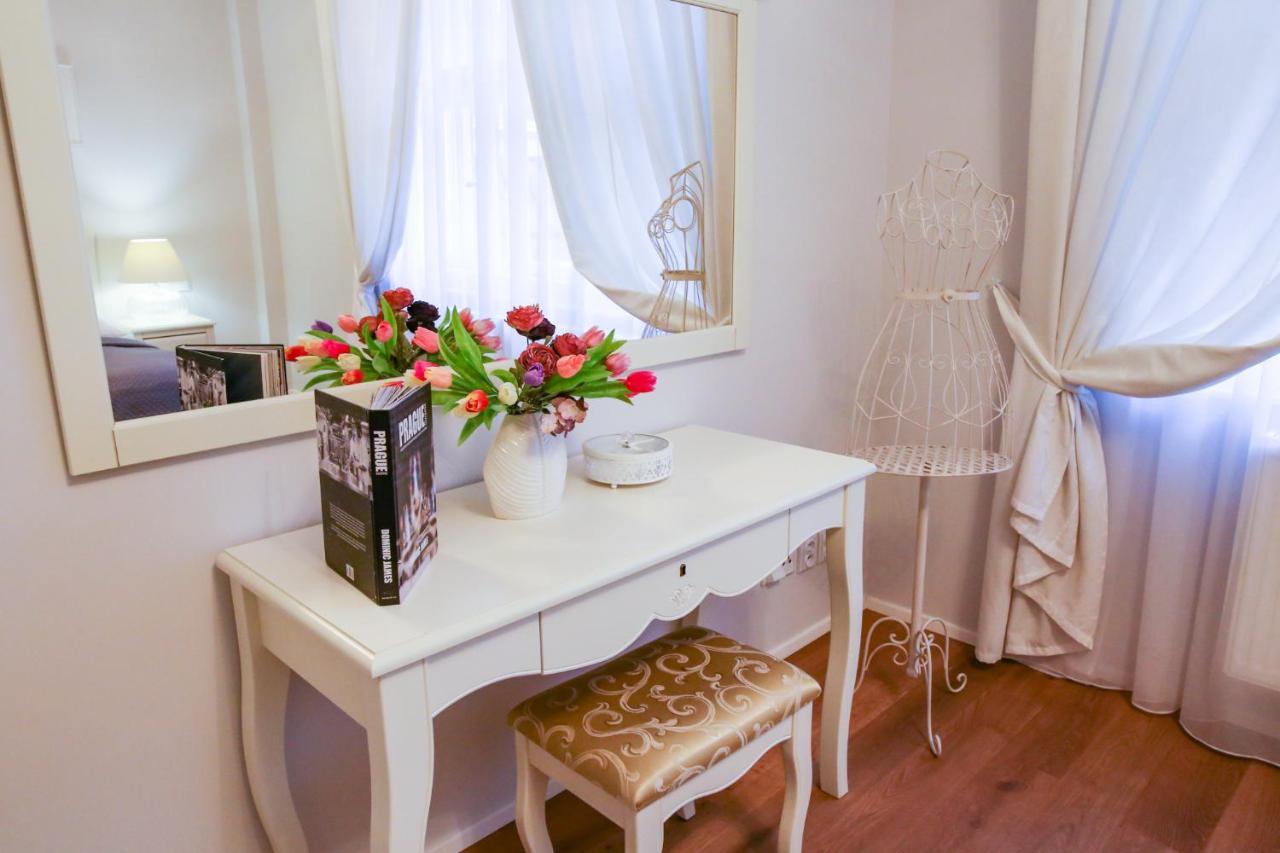 White & Gray Apartamento *