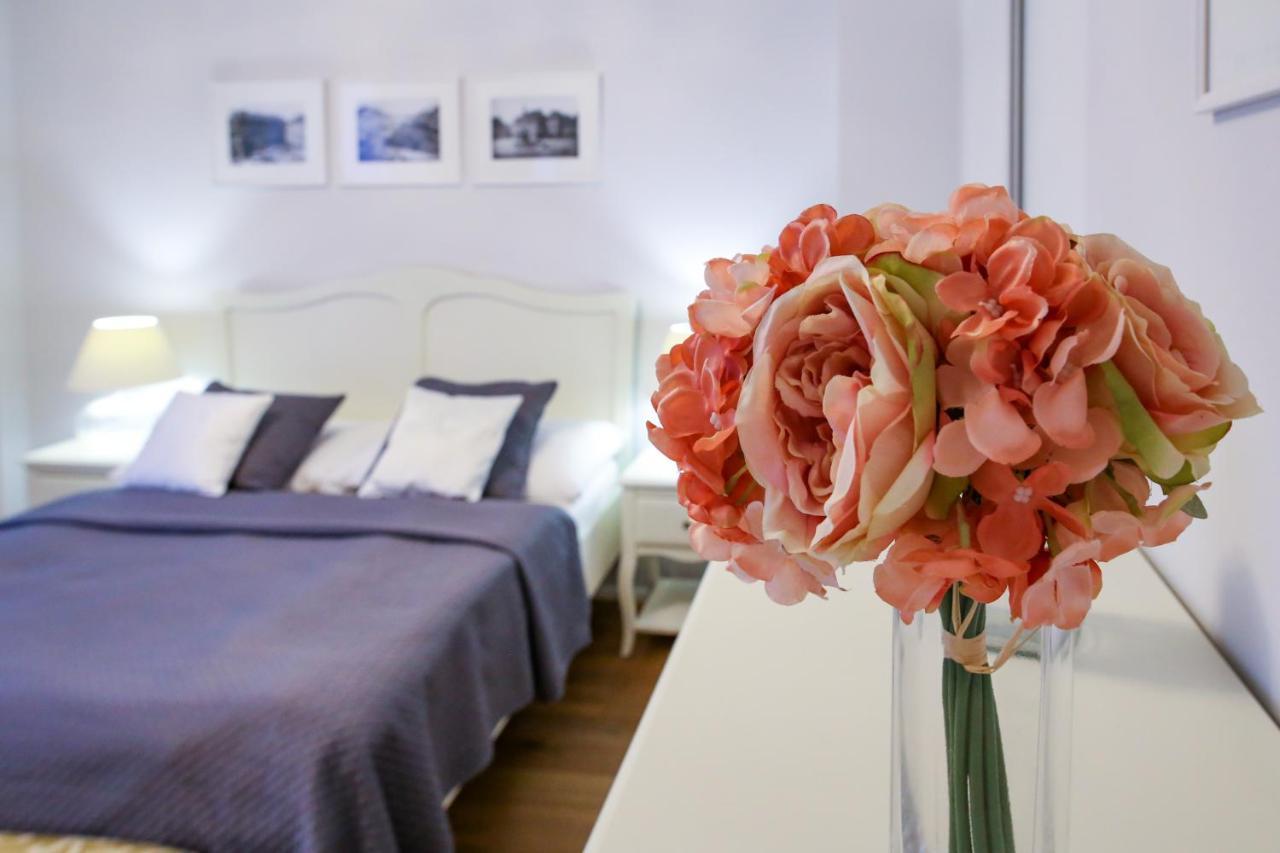 White & Gray Apartamento *
