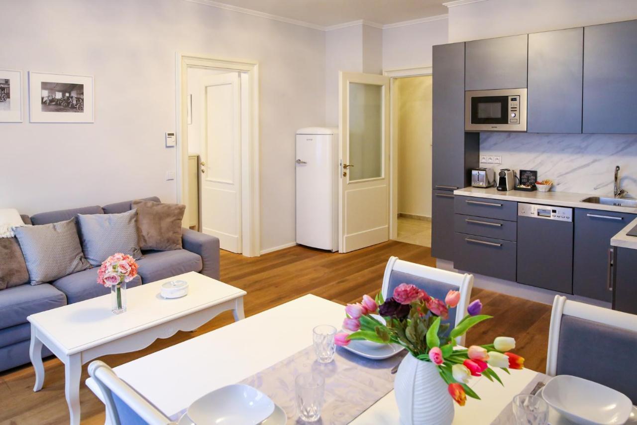 White & Gray Apartamento *